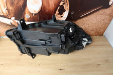 Laden Sie das Bild in den Galerie-Viewer, Frontscheinwerfer Mercedes-Benz Sprinter A9109065700 LED Links Headlight