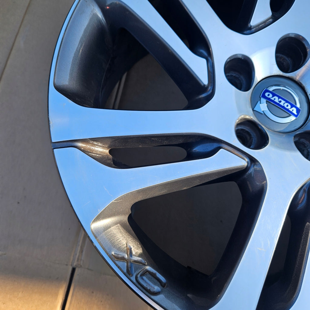 1x Alufelge 17 Zoll 7.5" 5x108 55ET Glanz Graphit 31302112 Mg Xc60 Rim Wheel FEL8794424612qo