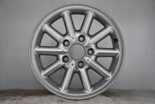 Load image into Gallery viewer, 1x Alufelge 15 Zoll 7.0&quot; 5x120 47ET Glanz Silber 1094480 BMW E36 Rim Wheel