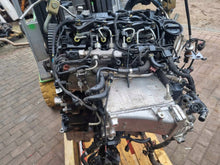 Laden Sie das Bild in den Galerie-Viewer, Motor Audi DET 2.0 TDI 30TKm Diesel Engine Unkomplett