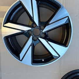 1x Alufelge 18 Zoll 7.0