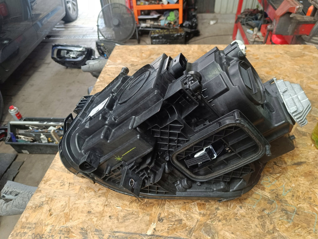 Frontscheinwerfer Mercedes-Benz W247 A2479063200 LED Rechts Headlight SCH2000361000bp