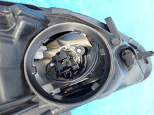 Laden Sie das Bild in den Galerie-Viewer, Frontscheinwerfer Opel Corsa E TL793389777 39108222 Links Scheinwerfer Headlight SCH2404176681qk