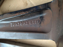 Load image into Gallery viewer, 1x Alufelge 18 Zoll 7.0&quot; 5x112 39ET 2GM601025H VW T-Cross Rim Wheel