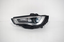 Load image into Gallery viewer, Frontscheinwerfer Audi A3 8V0941005C 8V0941006C LED Rechts oder Links SCH7270082102oc
