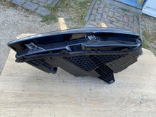 Laden Sie das Bild in den Galerie-Viewer, Frontscheinwerfer Skoda Superb III 3V1941015E LED Ein Stück (Rechts oder Links)