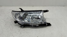 Laden Sie das Bild in den Galerie-Viewer, Frontscheinwerfer Toyota Land FJ150 Rechts Scheinwerfer Headlight SCH9043887424mh