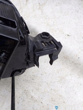 Laden Sie das Bild in den Galerie-Viewer, Frontscheinwerfer Skoda Karoq 57B941010 Rechts Scheinwerfer Headlight SCH6932406284mm