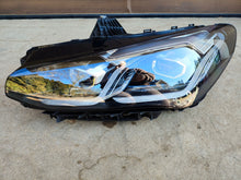 Laden Sie das Bild in den Galerie-Viewer, Frontscheinwerfer BMW 2 Active Tourer U06 5A42247-08 Links Headlight SCH5697220293cc