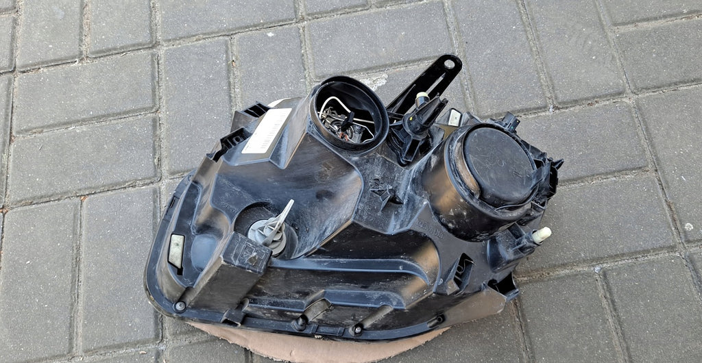 Frontscheinwerfer Dacia Duster 260100156 Rechts Scheinwerfer Headlight