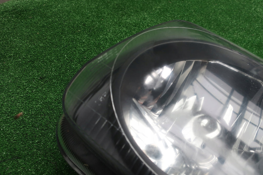 Frontscheinwerfer Suzuki Jimny 35100-82A30 Links Scheinwerfer Headlight