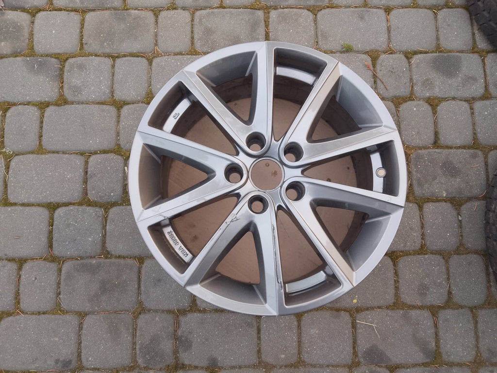 1x Alufelge 17 Zoll 7.5" 5x114.3 50ET Glanz Silber KBA48952 Mazda Cx30 Rim Wheel FEL6357461301ev