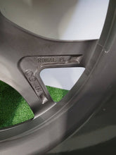 Laden Sie das Bild in den Galerie-Viewer, 1x Alufelge 19 Zoll 9.0" 5x112 38ET 6883752 BMW X5 G05 G06 Rim Wheel FEL8022841690yg