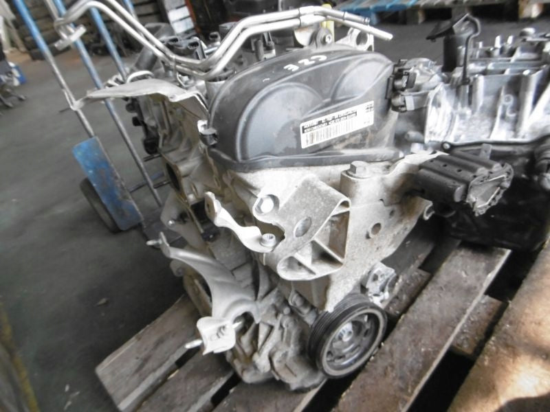 Motor VW Passat B8 CZE 1.4 TSI 150PS 110kW 2014 Benzin Engine Unkomplett
