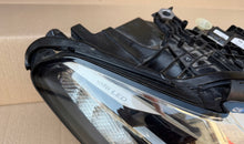 Load image into Gallery viewer, Frontscheinwerfer BMW 5 G31 G30 5A26FA4-02 Full LED Rechts Headlight SCH3567025893xe