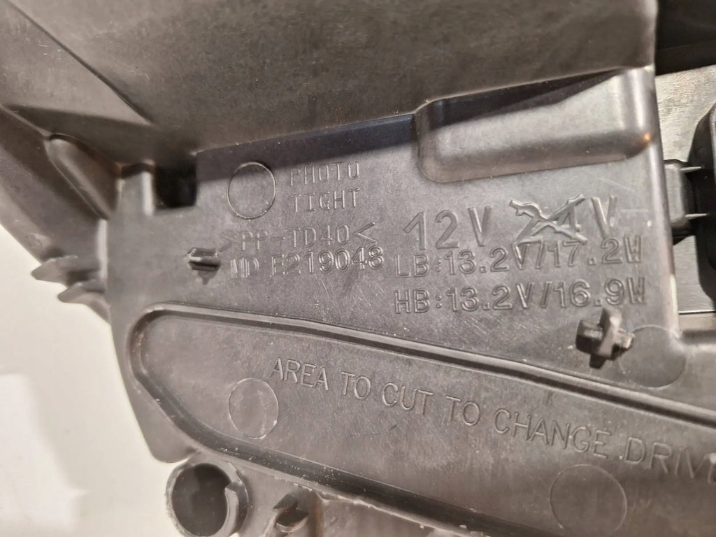 Frontscheinwerfer Peugeot 2008 208 II 9833036380 LED Links Headlight