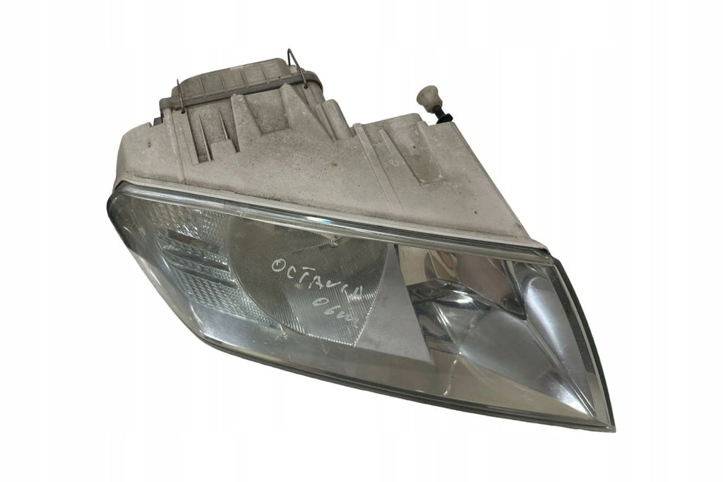 Frontscheinwerfer Skoda Octavia Rechts Scheinwerfer Headlight SCH7547178650wb