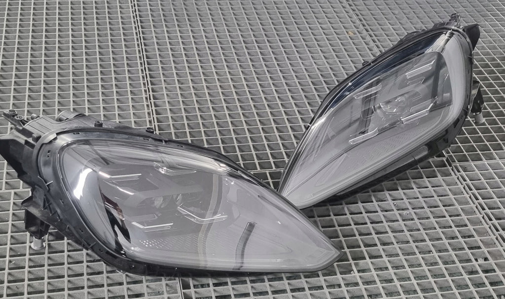 Frontscheinwerfer Porsche Cayenne 9Y0941582E 9Y0941581E Rechts oder Links SCH2657366657go