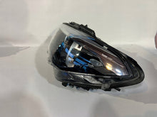 Load image into Gallery viewer, Frontscheinwerfer BMW F21 F20 8739571-01 Links Scheinwerfer Headlight
