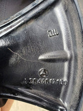 Laden Sie das Bild in den Galerie-Viewer, 2x Alufelge 17 Zoll 7.0" 5x112 44 5ET A2064017100 Mercedes-Benz W206 Rim Wheel FEL3313152102ze