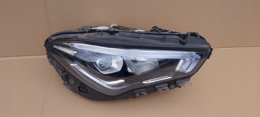 Frontscheinwerfer Mercedes-Benz Cla A1189062600 Full LED Rechts Headlight SCH9371932497ne