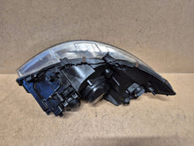Laden Sie das Bild in den Galerie-Viewer, Frontscheinwerfer Mercedes-Benz W169 A1698201161 Xenon Links Headlight SCH2770358560zx