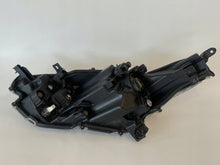 Load image into Gallery viewer, Frontscheinwerfer Toyota Yaris 81130K0060 Rechts Scheinwerfer Headlight SCH5725245543eq