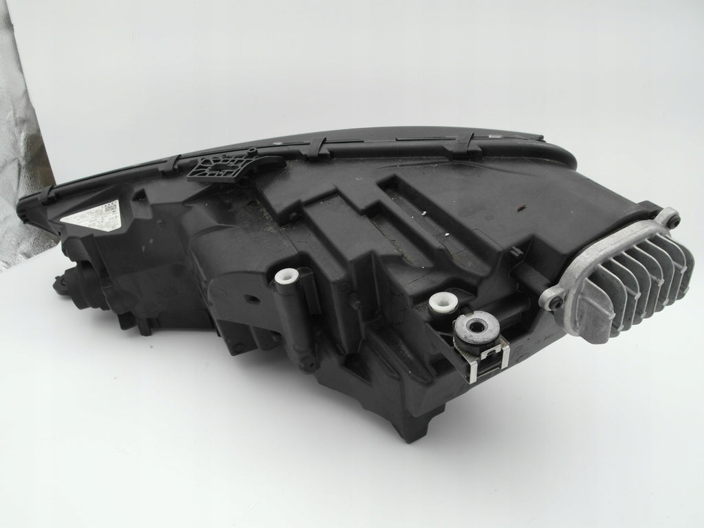 Frontscheinwerfer Audi A4 8W0941784 8W0941036 Full LED Rechts Headlight