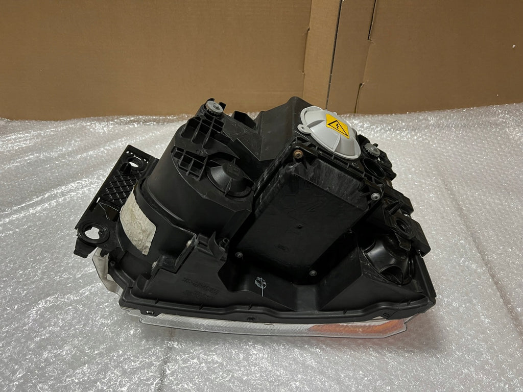 Frontscheinwerfer Land Rover III Discovery 5H22-13W029 Xenon Rechts Headlight SCH4773392199sr
