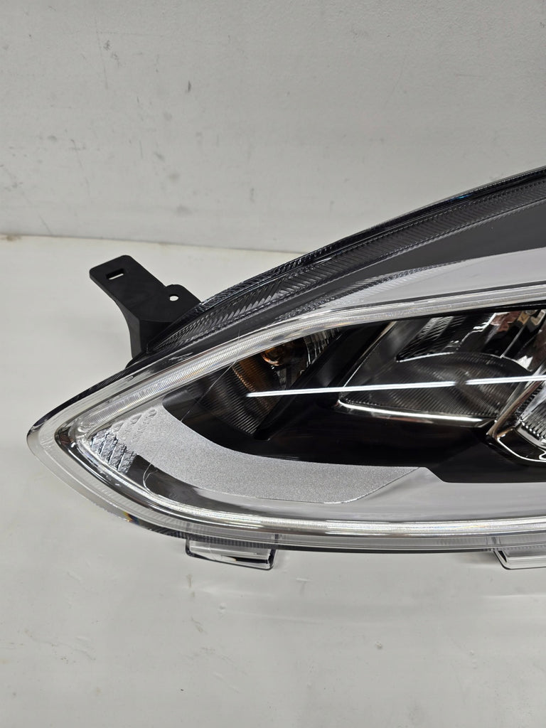Frontscheinwerfer Ford Fiesta VII H1BB-13W030-CD LED Links Headlight SCH9623024421yu