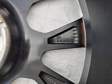 Laden Sie das Bild in den Galerie-Viewer, 1x Alufelge 19 Zoll 6.5" 5x110 35ET Matt Schwarz 735713407 Fiat 500x Rim Wheel FEL5436432709iq