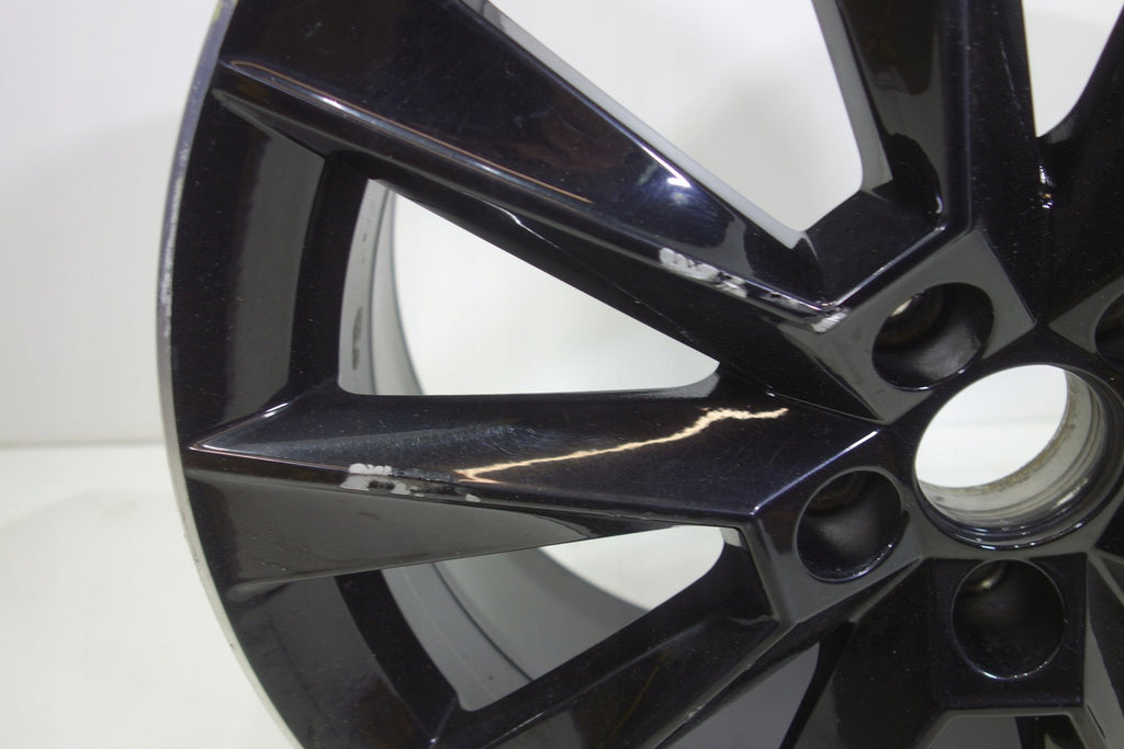 1x Alufelge 17 Zoll 7.0" 5x100 46ET 5JJ601025 Skoda Fabia Rapid Rim Wheel