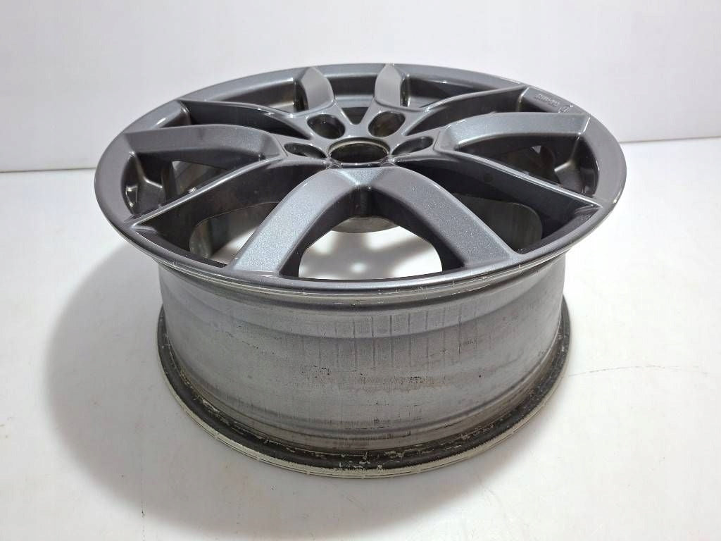 1x Alufelge 17 Zoll 124R-000527 VW Passat B8 Arteon Golf Rim Wheel FEL2403341192km
