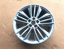 Laden Sie das Bild in den Galerie-Viewer, 1x Alufelge 18 Zoll 8.0" 5x108 55ET Glanz Schwarz JX7J-1007-C1B Ford Mondeo Kuga FEL8518565056uy