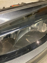 Laden Sie das Bild in den Galerie-Viewer, Frontscheinwerfer Peugeot Boxer 1375103080 Links Scheinwerfer Headlight SCH1333565286dn