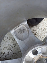 Laden Sie das Bild in den Galerie-Viewer, 1x Alufelge 16 Zoll 7.0&quot; 5x114.3 40ET 7JX16 PW457-02004 Toyota Corolla Rim Wheel