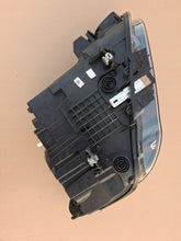 Load image into Gallery viewer, Frontscheinwerfer BMW X1 F48 7346533-17 Links Scheinwerfer Headlight SCH5977430644zo