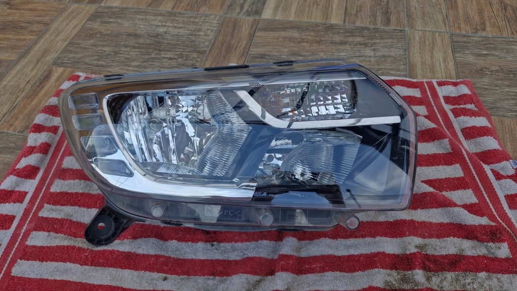 Frontscheinwerfer Dacia Sandero Logan II 260103529R Rechts Headlight SCH4314809858hr