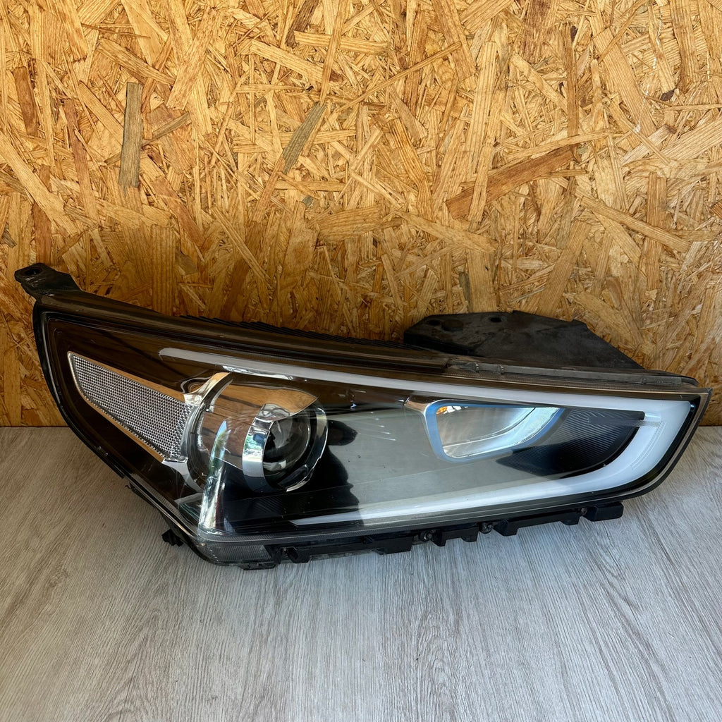 Frontscheinwerfer Hyundai Ioniq 0000240 0000298 Xenon Ein Satz Headlight