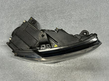 Load image into Gallery viewer, Frontscheinwerfer Audi A3 8V0941006C Xenon Rechts Scheinwerfer Headlight SCH4822555093vh