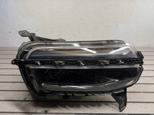 Laden Sie das Bild in den Galerie-Viewer, Frontscheinwerfer Jeep 52218717 Rechts Scheinwerfer Headlight SCH9376586954py
