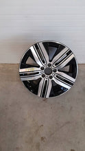 Laden Sie das Bild in den Galerie-Viewer, 1x Alufelge 18 Zoll A2434011400 Mercedes-Benz Eqa Rim Wheel FEL1340331108dd