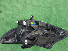 Laden Sie das Bild in den Galerie-Viewer, Frontscheinwerfer Mercedes-Benz Vito W447 A4479061501 LED Rechts Headlight SCH9378764436rn