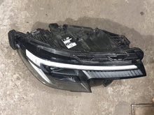 Laden Sie das Bild in den Galerie-Viewer, Frontscheinwerfer Ford R2KB-13E016-CG LED Rechts Scheinwerfer Headlight SCH2895199255so