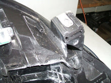 Laden Sie das Bild in den Galerie-Viewer, Frontscheinwerfer Opel Zafira Vivaro 983283768000 Xenon Rechts oder Links