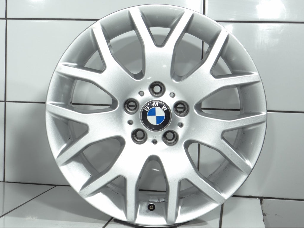1x Alufelge 18 Zoll 8.5" 5x120 46ET Glanz Silber 6774395 BMW 1 Rim Wheel FEL9618213034nq