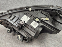 Laden Sie das Bild in den Galerie-Viewer, Frontscheinwerfer Mercedes-Benz W206 A2069063605 LED Rechts Headlight SCH7092777594ie