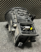 Laden Sie das Bild in den Galerie-Viewer, Frontscheinwerfer Mercedes-Benz L 4639065202 LED Links Scheinwerfer Headlight