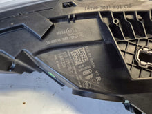 Laden Sie das Bild in den Galerie-Viewer, Frontscheinwerfer Audi A3 8V0941012 Rechts Scheinwerfer Headlight SCH9834633401tz