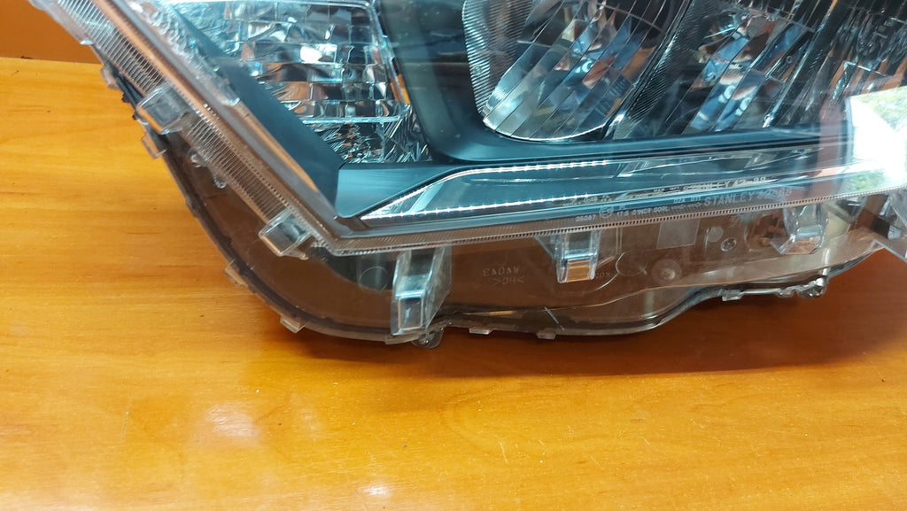 Frontscheinwerfer Toyota V 81185-42A33 LED Ein Stück (Rechts oder Links)